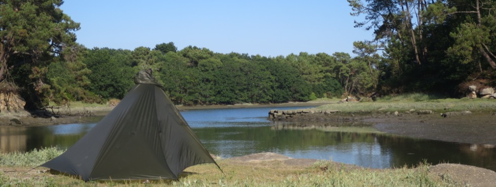 Bivouac au bord de l'Aven